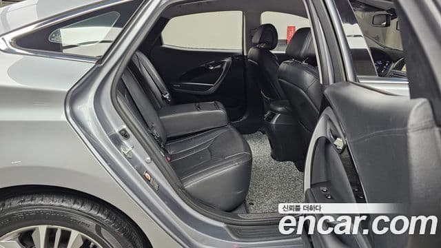 Hyundai Grandeur HG Modern, 2017 12