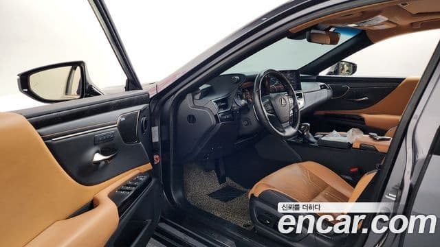 Lexus ES300h 7세대 Executive, 2022 10