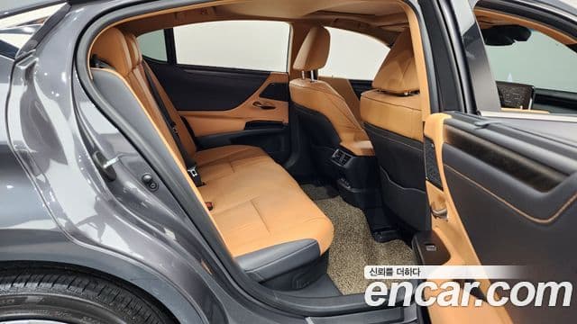 Lexus ES300h 7세대 Executive, 2022 12