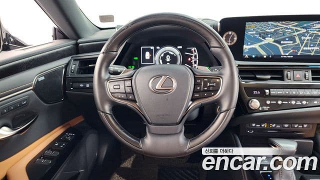 Lexus ES300h 7세대 Executive, 2022 13