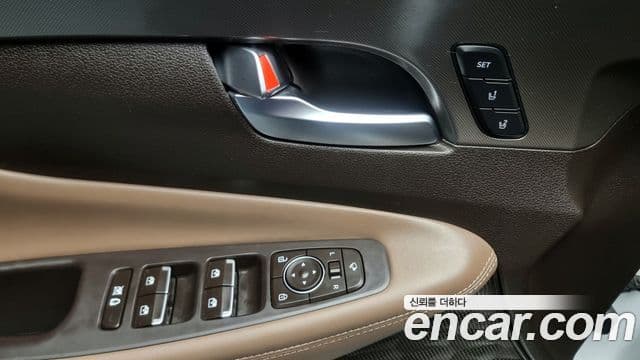 Hyundai Santa Fe TM Prestige, 2020 18