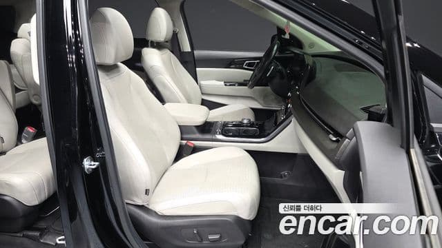 Kia Carnival 4세대 Signature, 2021 11