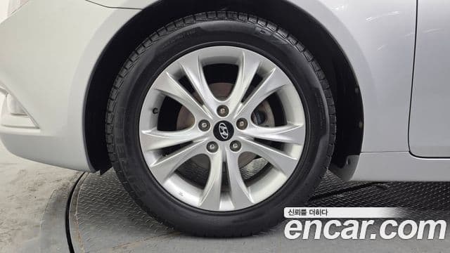 Hyundai YF Sonata Premier, 2012 все фото