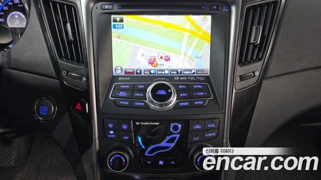 Hyundai YF Sonata Premier, 2012 14