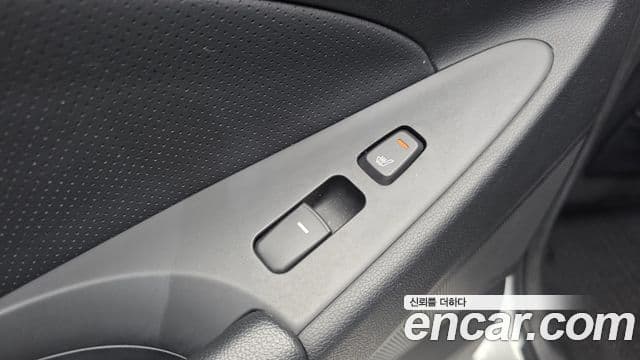 Hyundai YF Sonata Premier, 2012 19