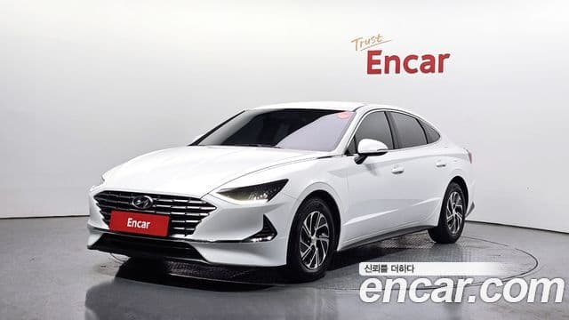 Hyundai Sonata гибрид (DN8) Modern, 2022 1