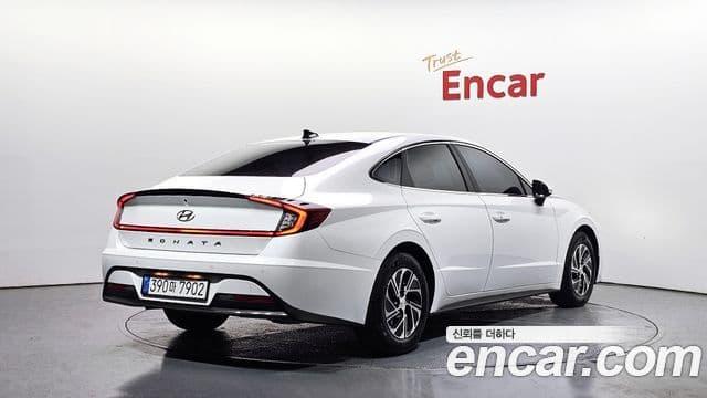 Hyundai Sonata гибрид (DN8) Modern, 2022 2