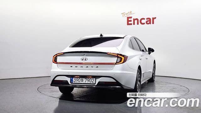 Hyundai Sonata гибрид (DN8) Modern, 2022 4