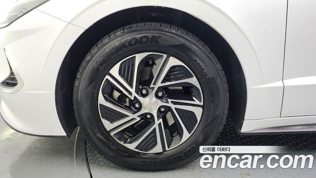 Hyundai Sonata гибрид (DN8) Modern, 2022 все фото