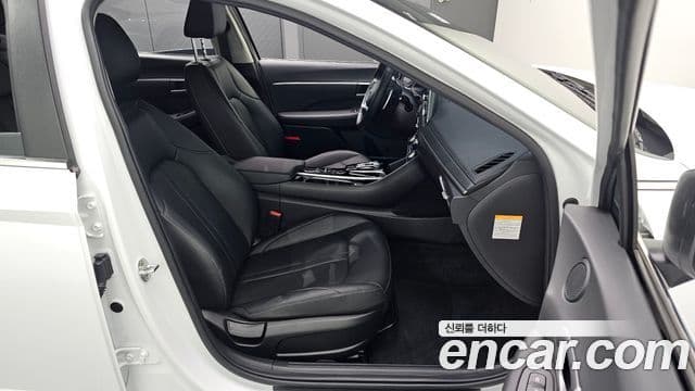 Hyundai Sonata гибрид (DN8) Modern, 2022 13