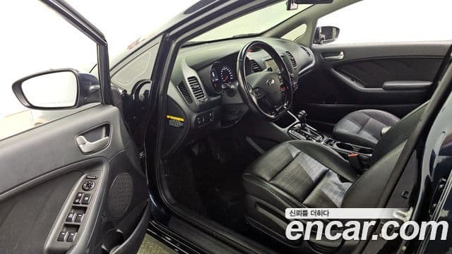 Kia The / новый New K3 Style, 2017 10