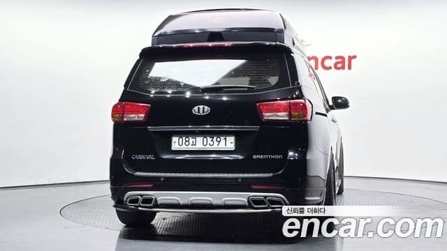 Kia All New Carnival Noblesse, 2017 4