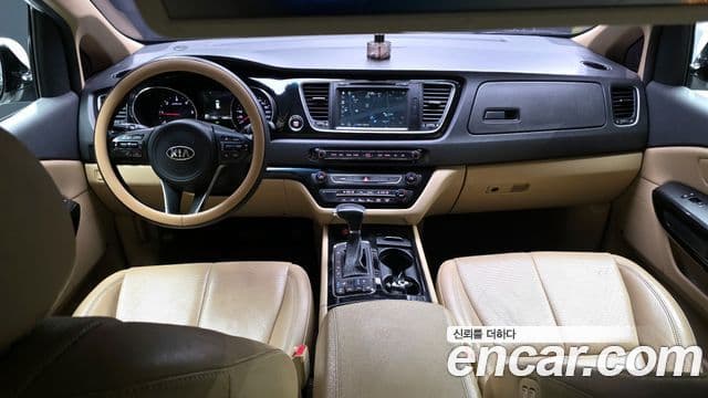 Kia All New Carnival Noblesse, 2017 7