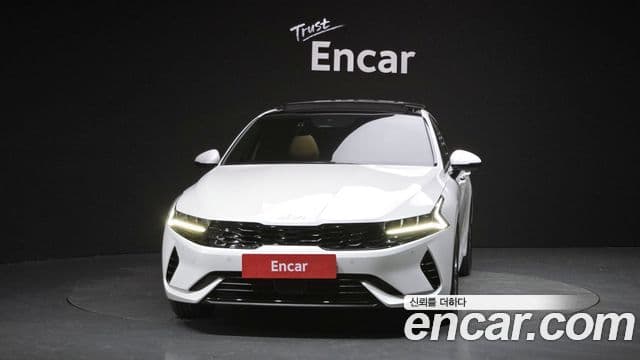 Kia K5 гибрид 3세대 Signature, 2023 3