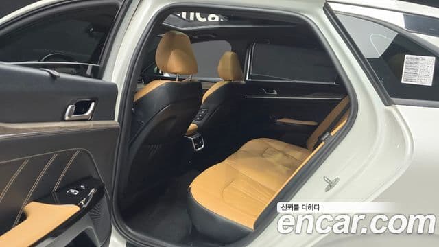 Kia K5 гибрид 3세대 Signature, 2023 12