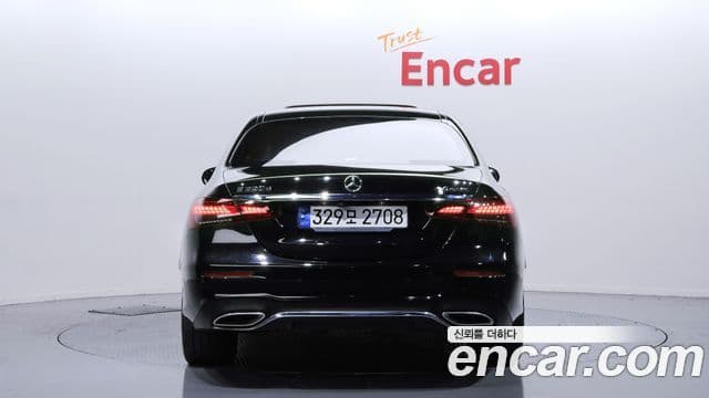 Mercedes-Benz E-класс W213 AMG Line, 2021 4