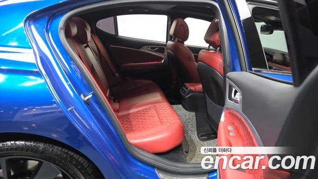 Genesis The / новый New G70, 2021 12