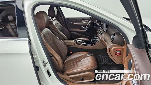 Mercedes-Benz E-класс W213 Exclusive, 2019 12