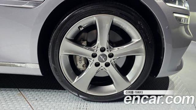 Genesis G80 (RG3) бензин 3.5 турбо AWD, 2023 все фото