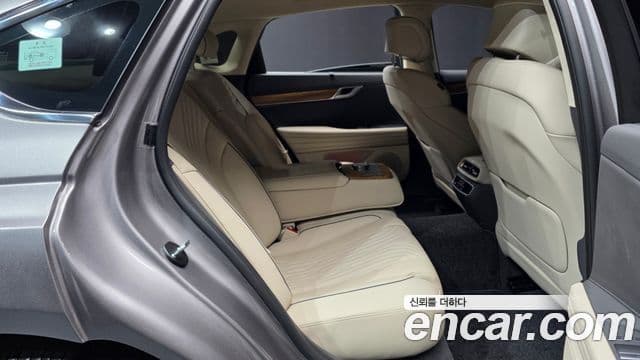 Genesis G80 (RG3) бензин 3.5 турбо AWD, 2023 12