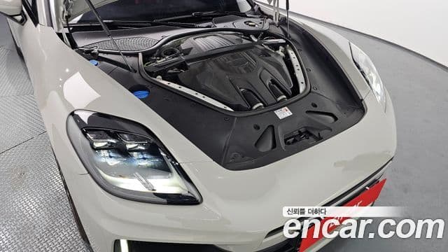 Porsche Panamera (976), 2024 6