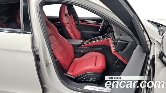 Porsche Panamera (976), 2024 10