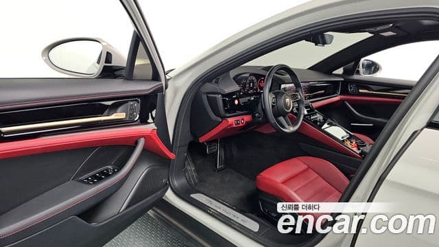 Porsche Panamera (976), 2024 12