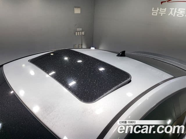 Hyundai Genesis купе 200 турбо R, 2009 17