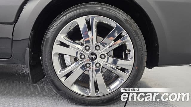 Hyundai 쏠라티 Luxury, 2025 все фото