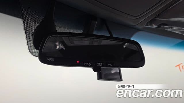 Hyundai 쏠라티 Luxury, 2025 19