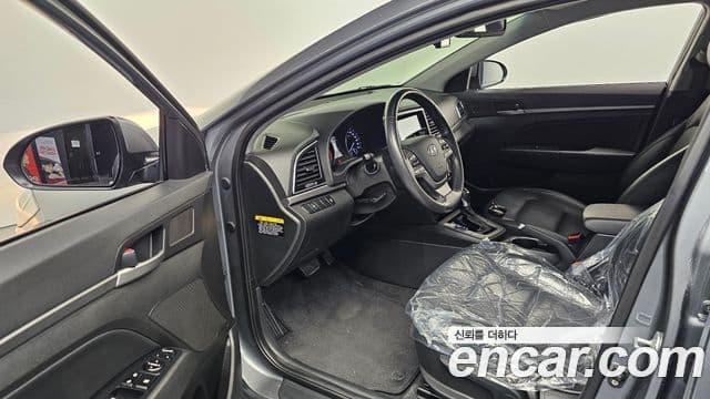 Hyundai Avante AD Modern, 2016 10