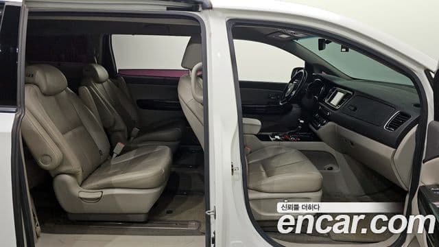 Kia All New Carnival Noblesse, 2018 12