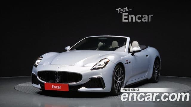 Maserati 그란카브리오 2세대 3.0 V6 Trofeo, 2024 1