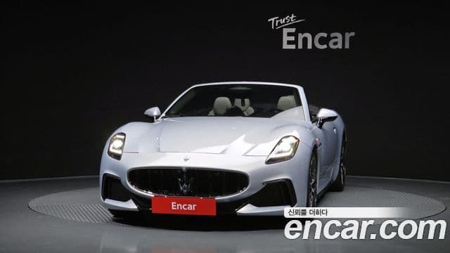 Maserati 그란카브리오 2세대 3.0 V6 Trofeo, 2024 3