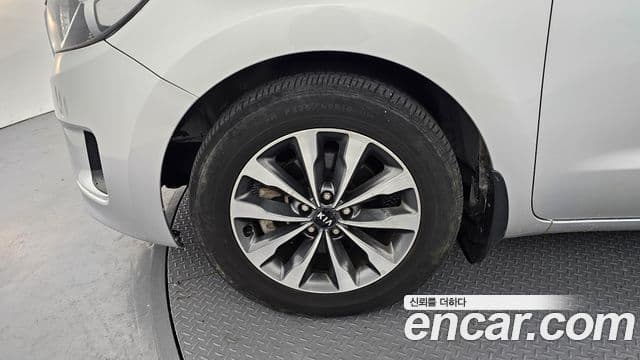 Kia All New Carnival Prestige, 2015 все фото