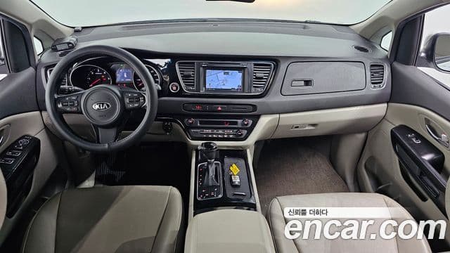 Kia All New Carnival Prestige, 2015 7
