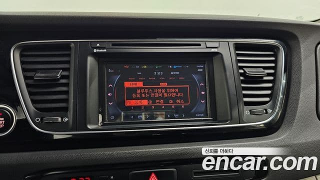 Kia All New Carnival Prestige, 2015 16