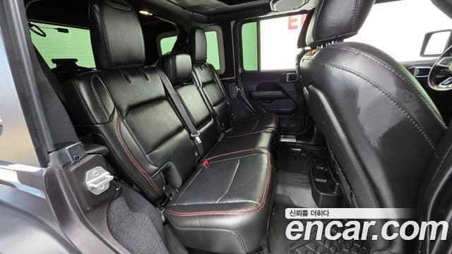 Jeep Wrangler (JL) 2.0 Rubicon 4도어, 2019 18