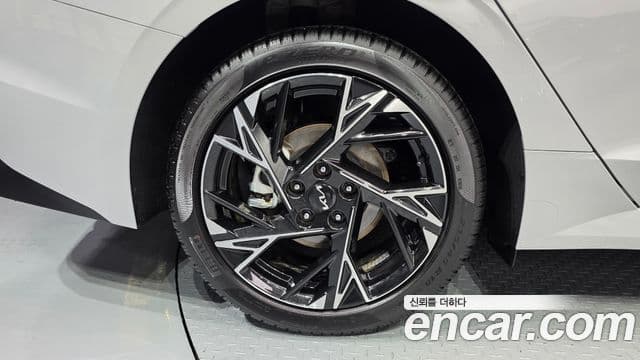 Kia The / новый New K5 3세대 Signature, 2024 все фото