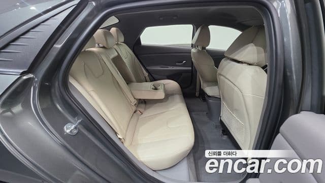 Hyundai Avante (CN7) Inspiration, 2023 19