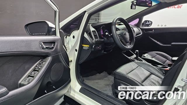 Kia K3 Prestige, 2015 11