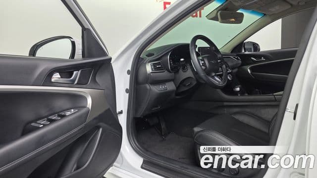 Genesis The / новый New G70, 2021 12