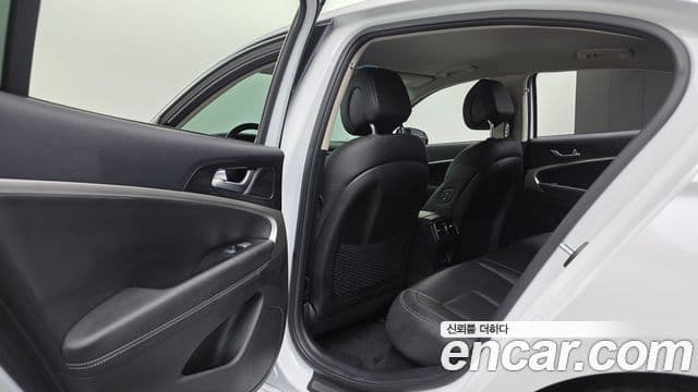 Genesis The / новый New G70, 2021 17