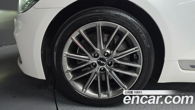 Kia The / новый K9 Grand Platinum, 2021 все фото