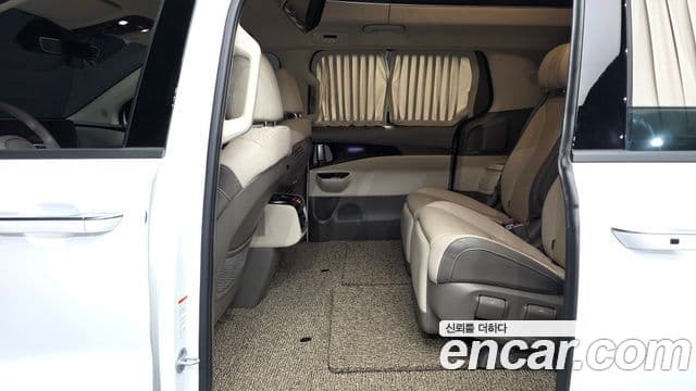 Kia Carnival 4세대 Signature, 2023 12