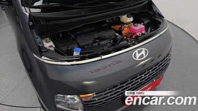 Hyundai Staria Modern, 2025 6