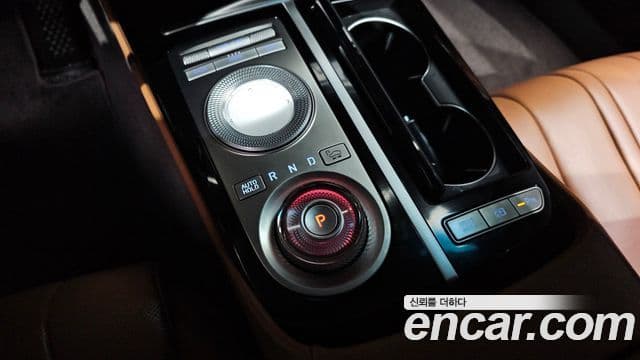 Genesis G80 (RG3) бензин 2.5 турбо AWD, 2021 9