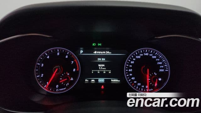 Genesis G70 Sport пакет, 2018 8