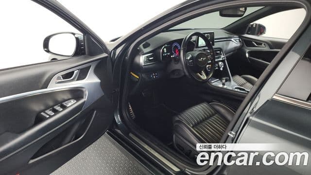 Genesis G70 Sport пакет, 2018 10