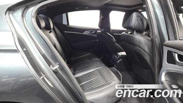 Genesis G70 Sport пакет, 2018 12